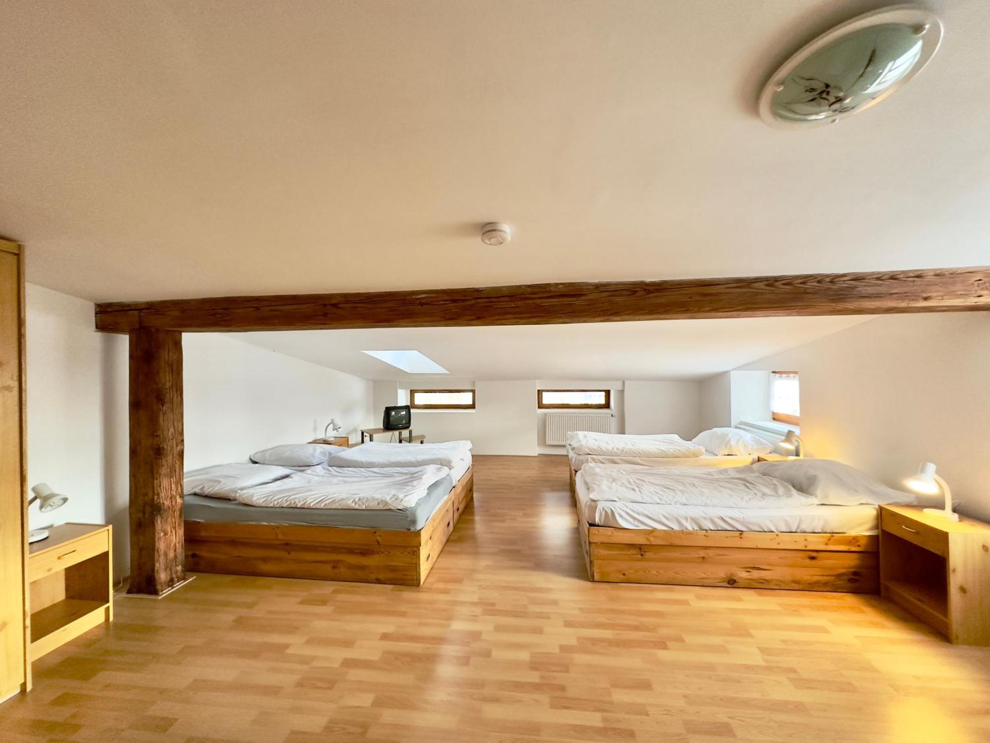 Picobello Pension Görlitz Buitenkant foto