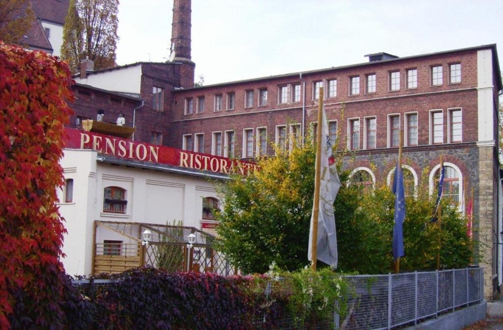 Picobello Pension Görlitz Buitenkant foto